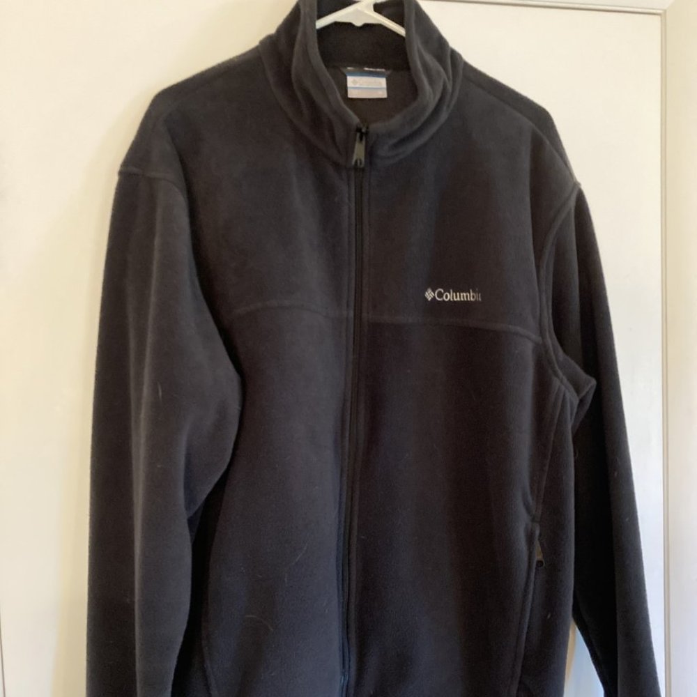 Columbia XL black fleece full-zip jacket with zip pockets